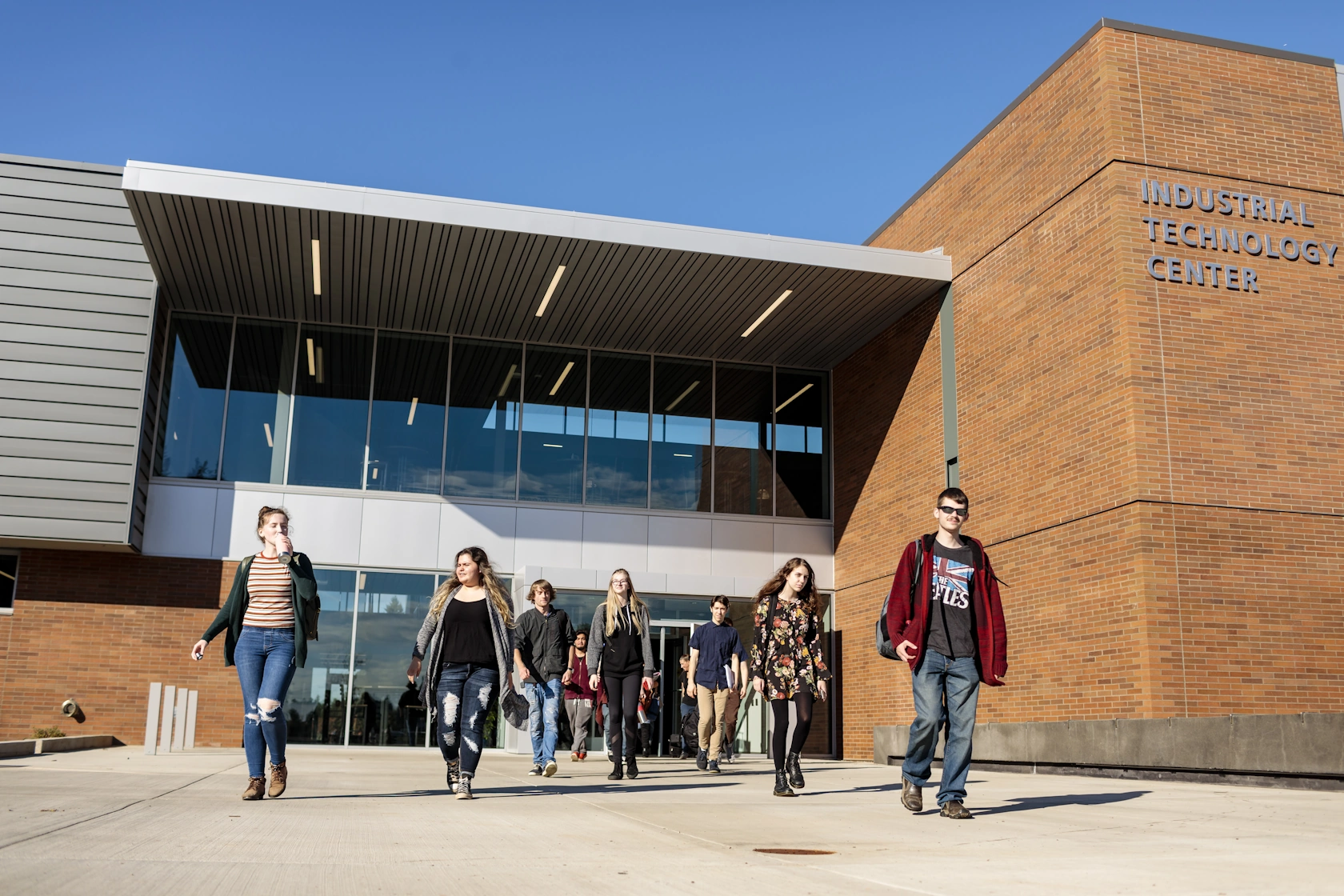 The exterior of the Industrial Technology Center at the Oregon City campus