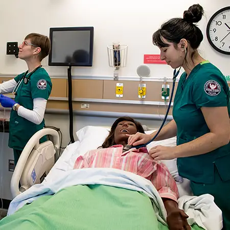 Clackamas Community College nursing students practice procedures in simulated health care setting